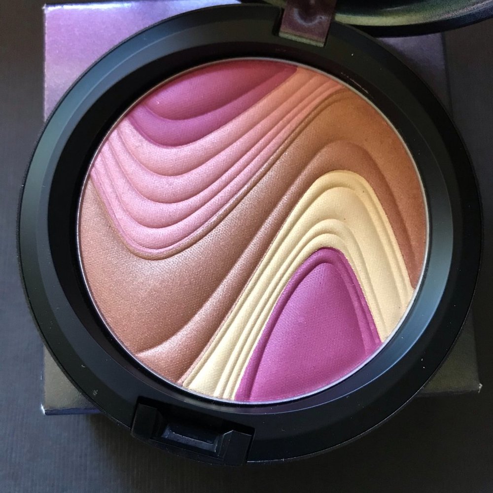 MAC Pearlmatte Face Powder in Mother O' Pearl*NIB*